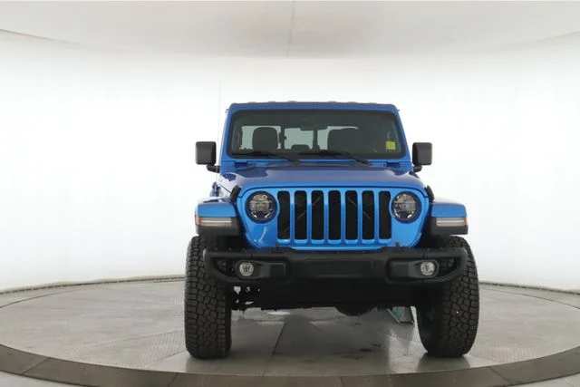 Used 2021 Blue Jeep Freedom image 12