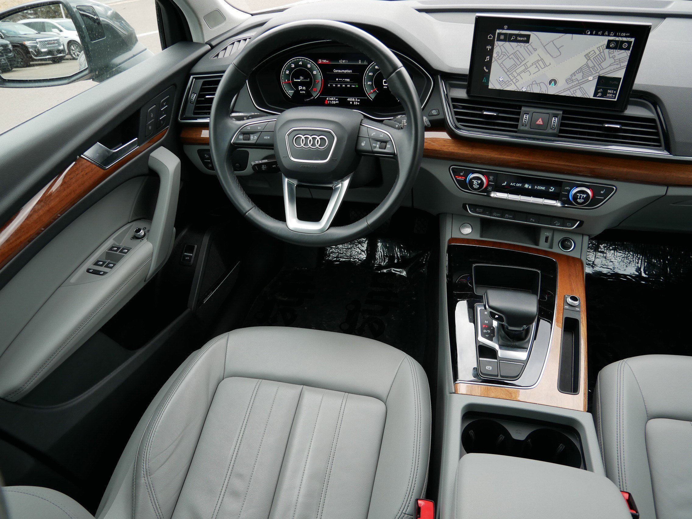 2023 Audi Q5 Premium Plus - Photo 9