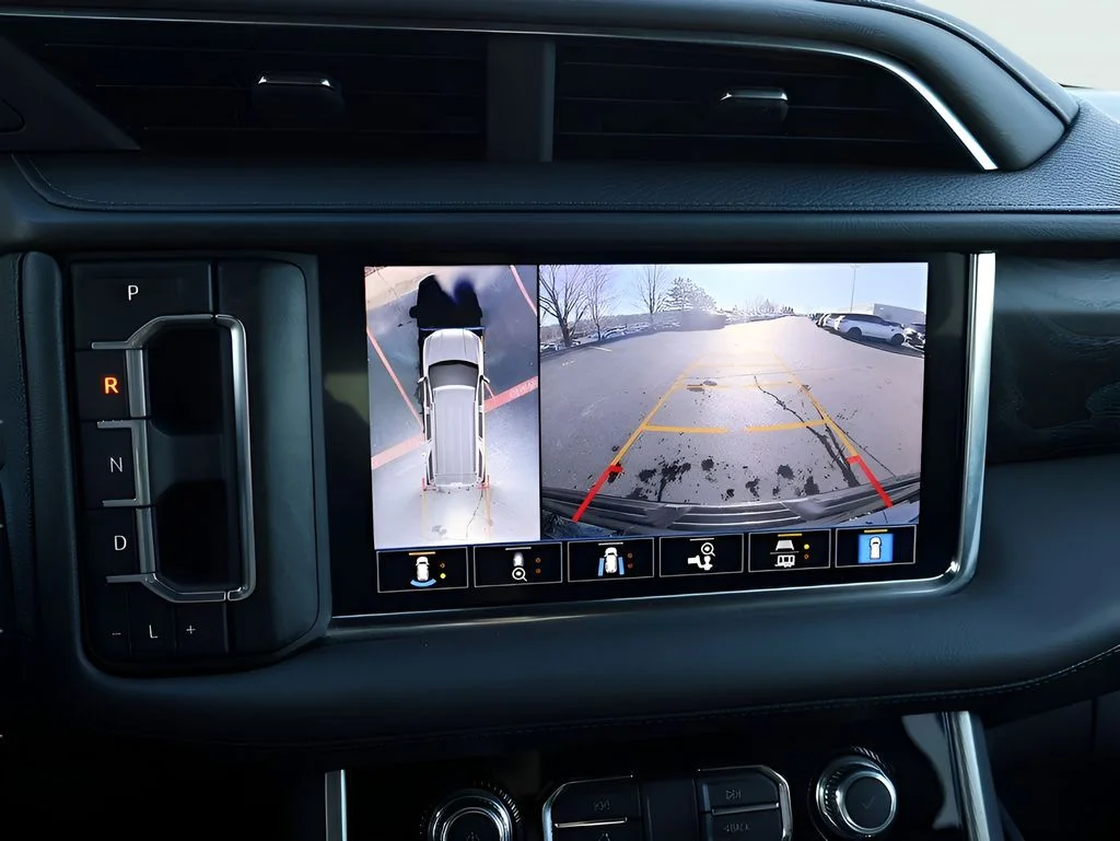 2021 GMC Yukon Denali - Photo 25