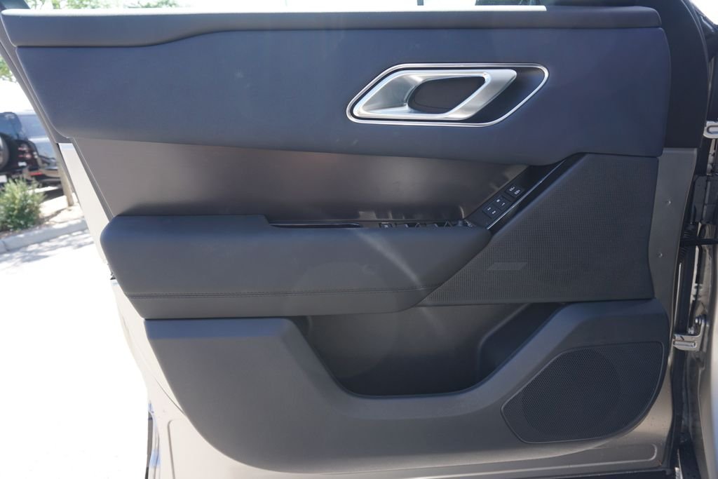 2026 Land Rover Range Rover Velar Dynamic SE - Photo 17