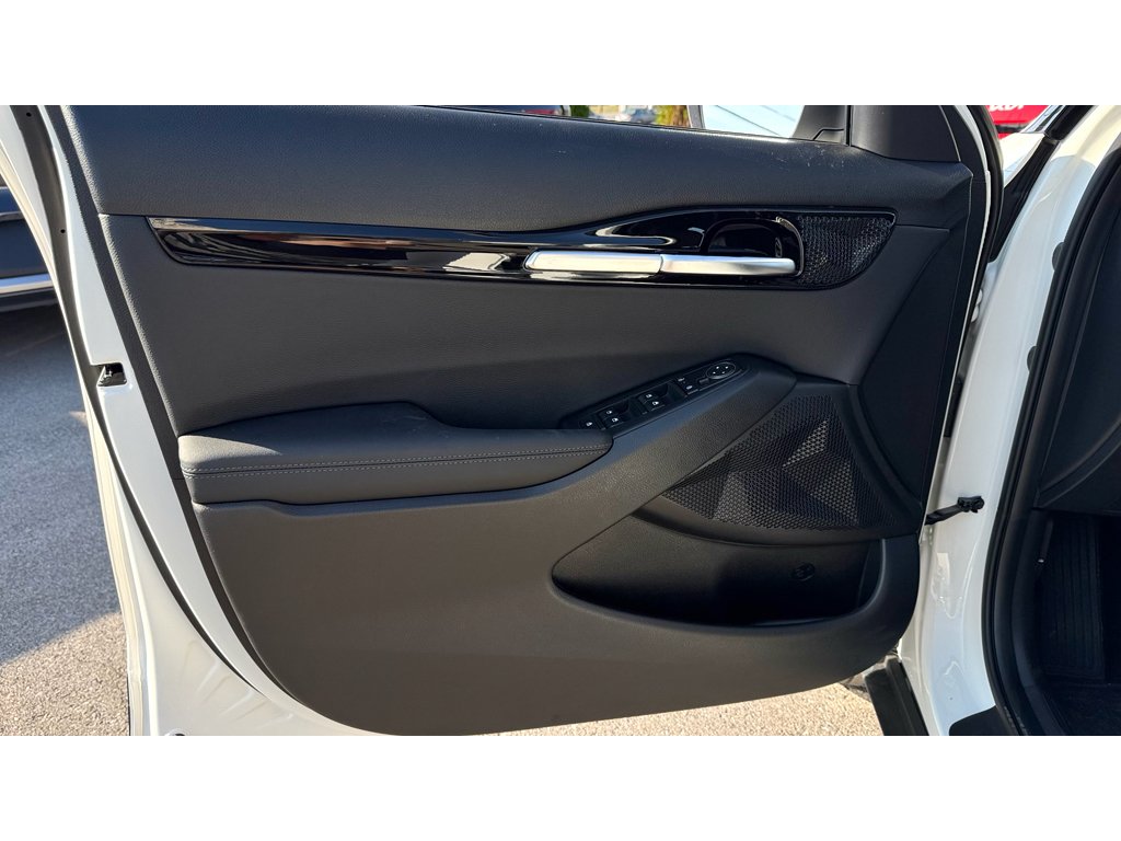 New 2026 Snow White Pearl Kia S image 22