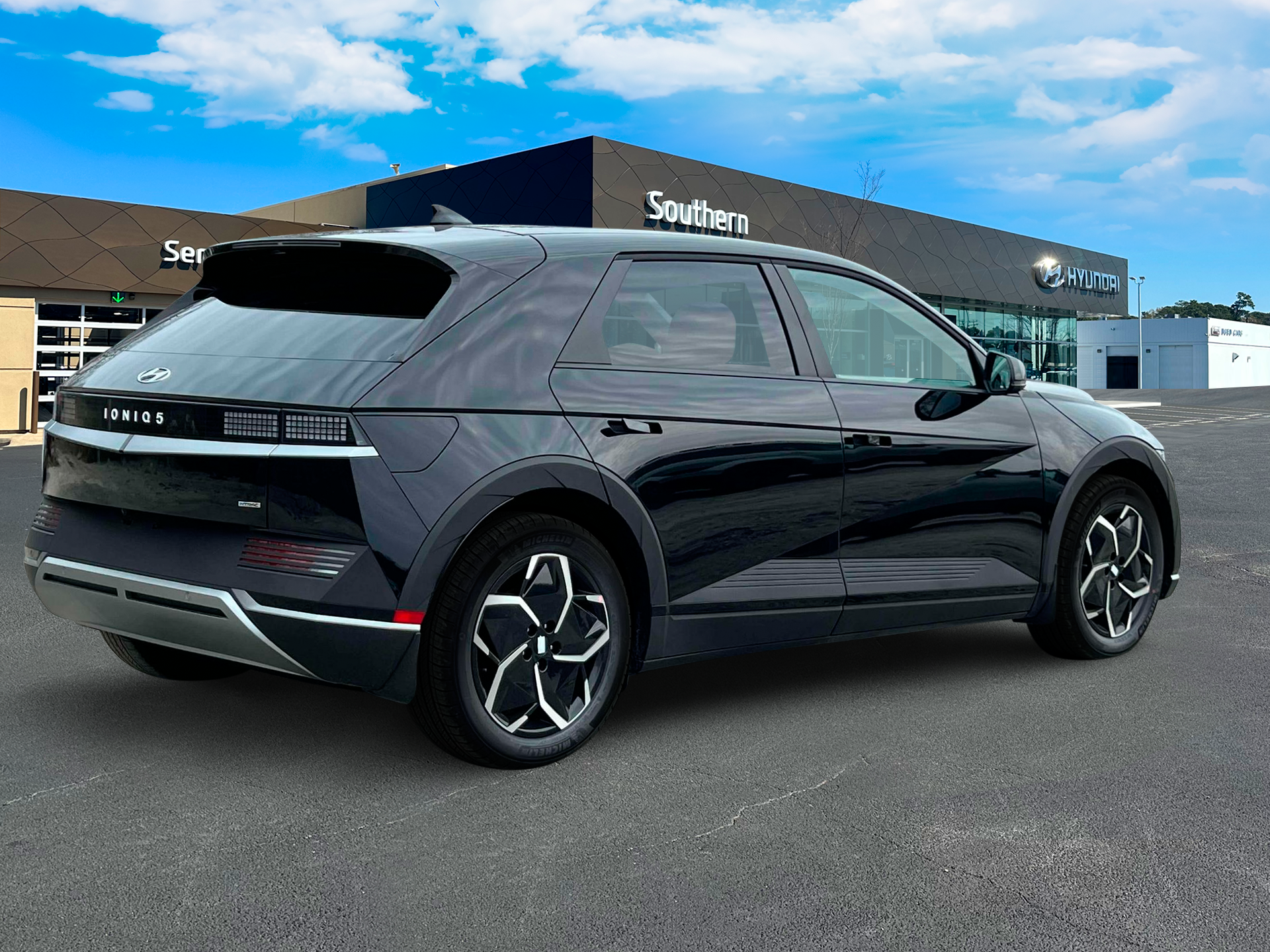 New 2024 Black Hyundai SEL image 8