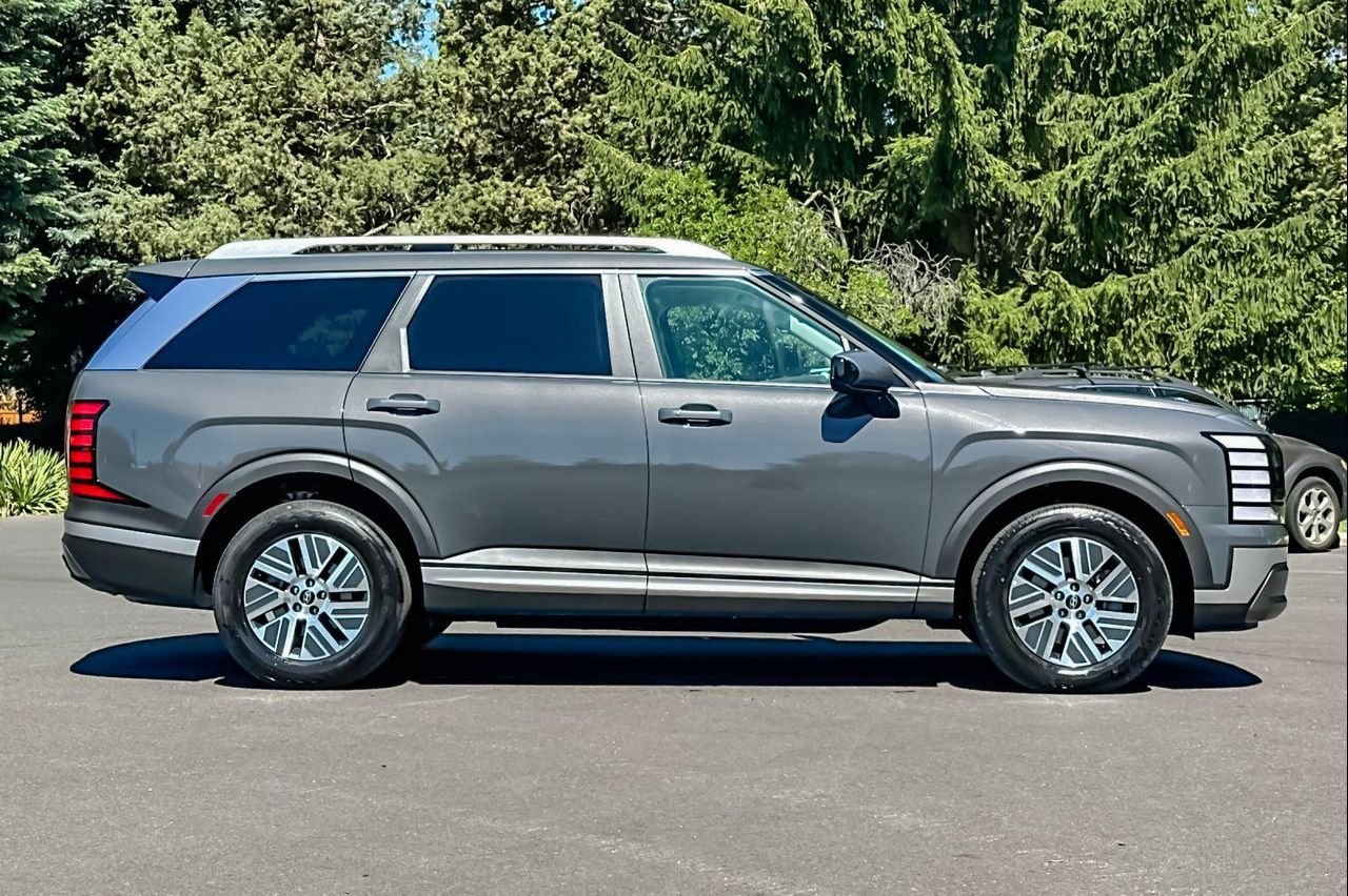 New 2026 Gray Hyundai SEL AWD image 3