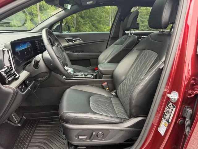Used 2024 Red Kia X-Pro image 10