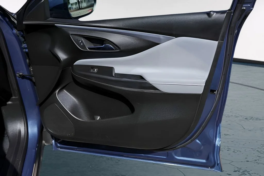 Used 2024 Ocean Blue Metallic Buick Preferred image 29