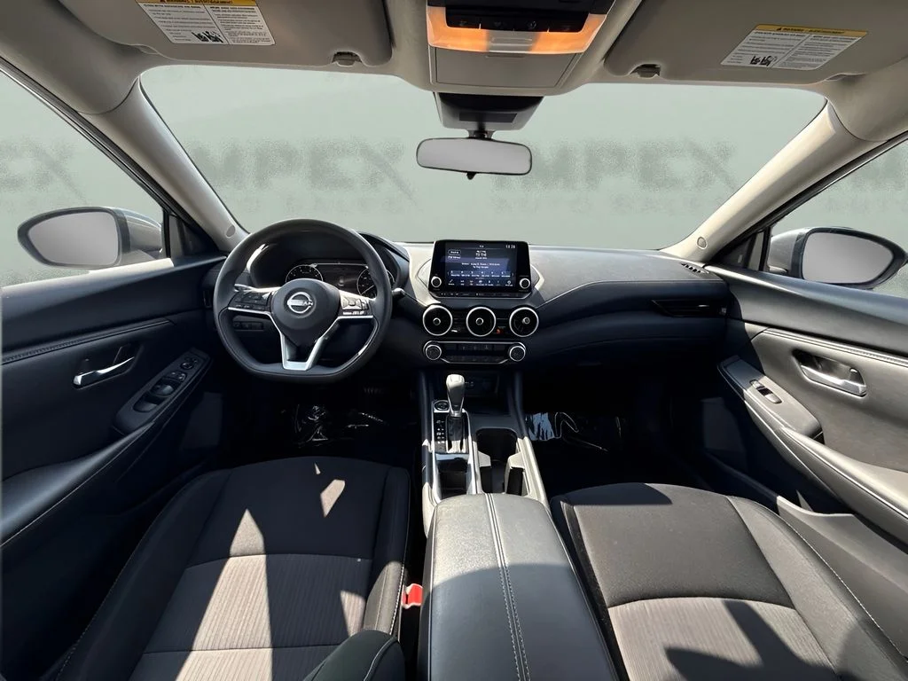Used 2025 Gray Nissan SV image 8