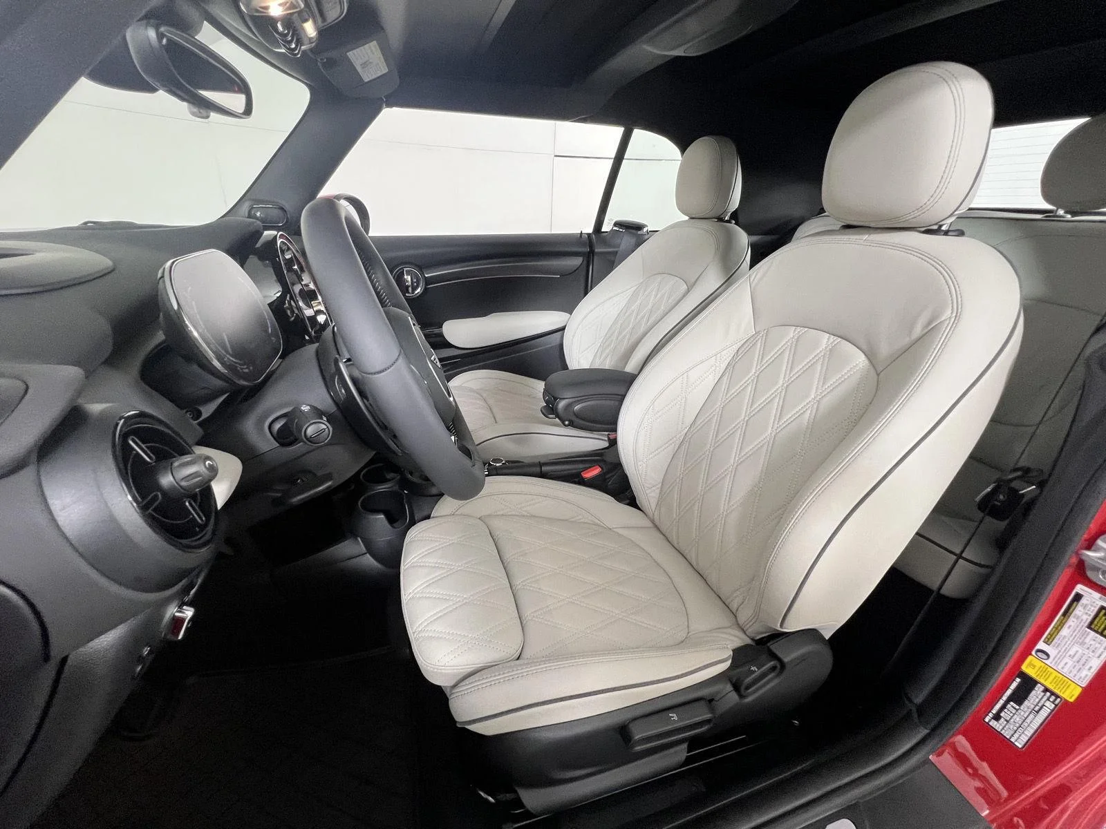 Used 2024 Chili Red MINI Cooper S image 2