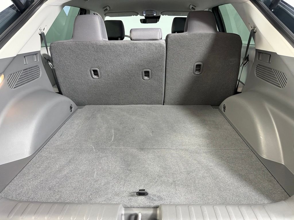 Used 2024 Green Hyundai SEL image 28