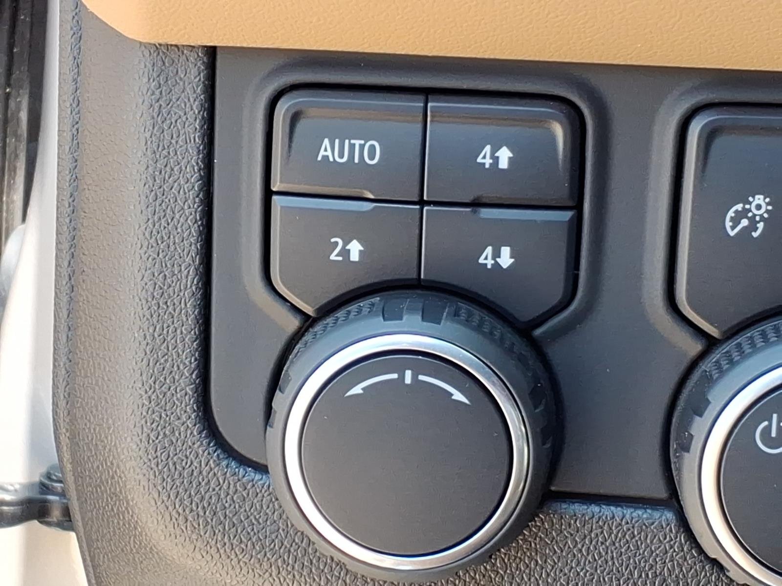 Used 2021 Empire Beige Metallic Chevrolet Premier image 5