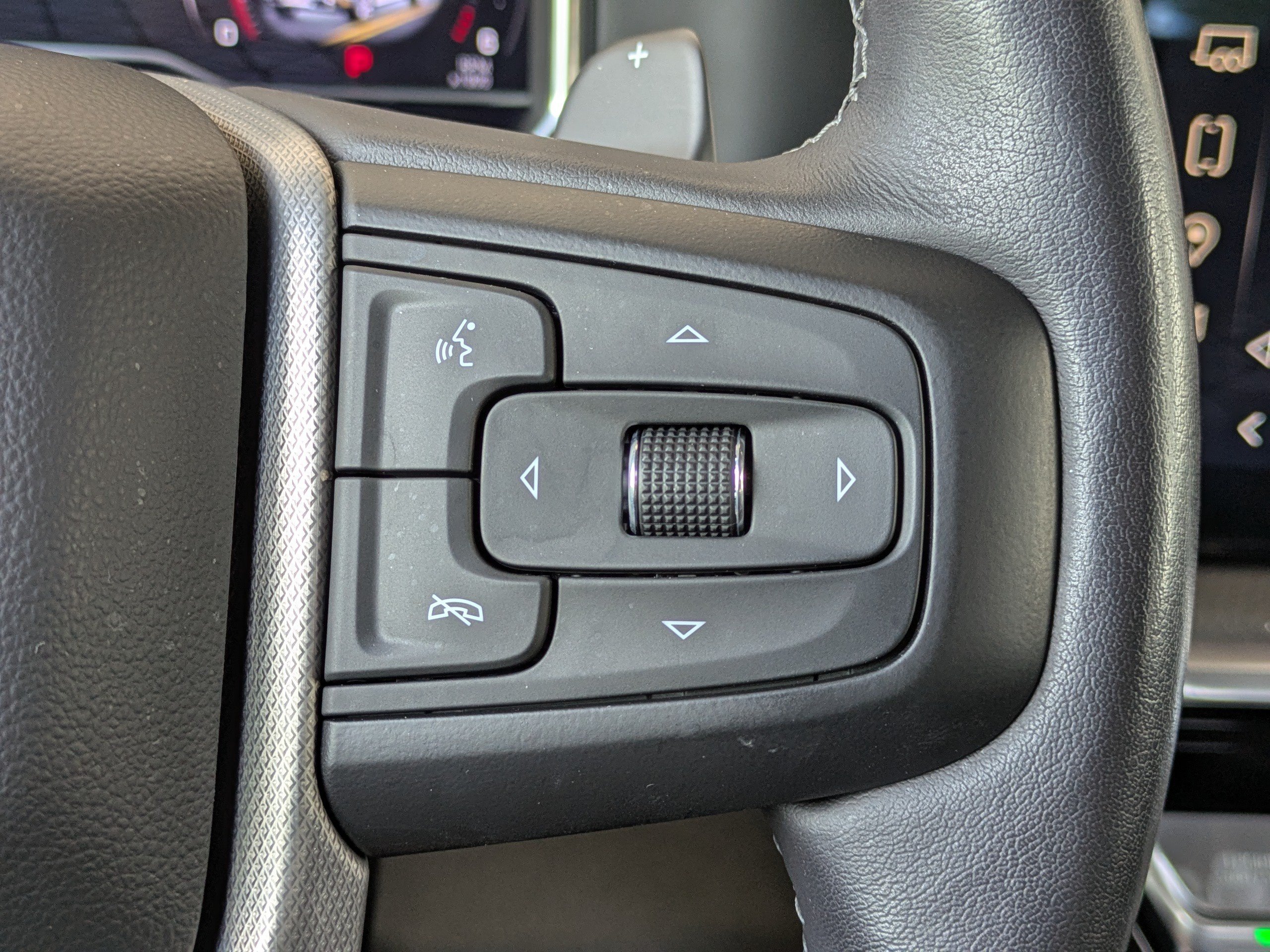 Used 2023 Titanium Rush Metallic GMC Denali image 31