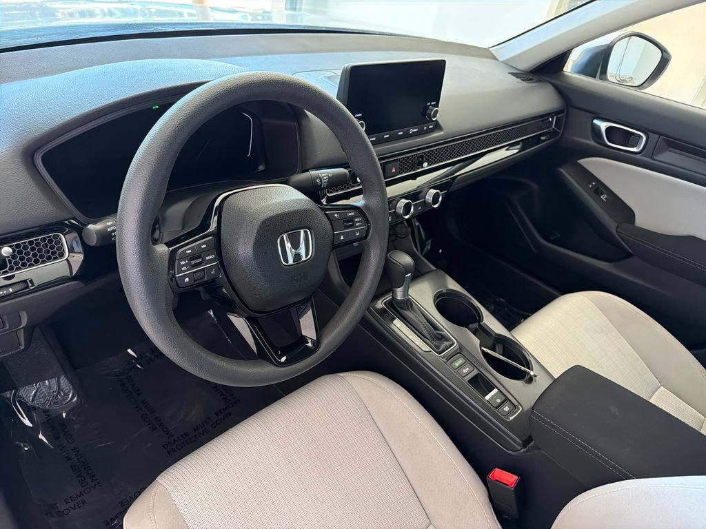 Used 2024  Honda LX image 14