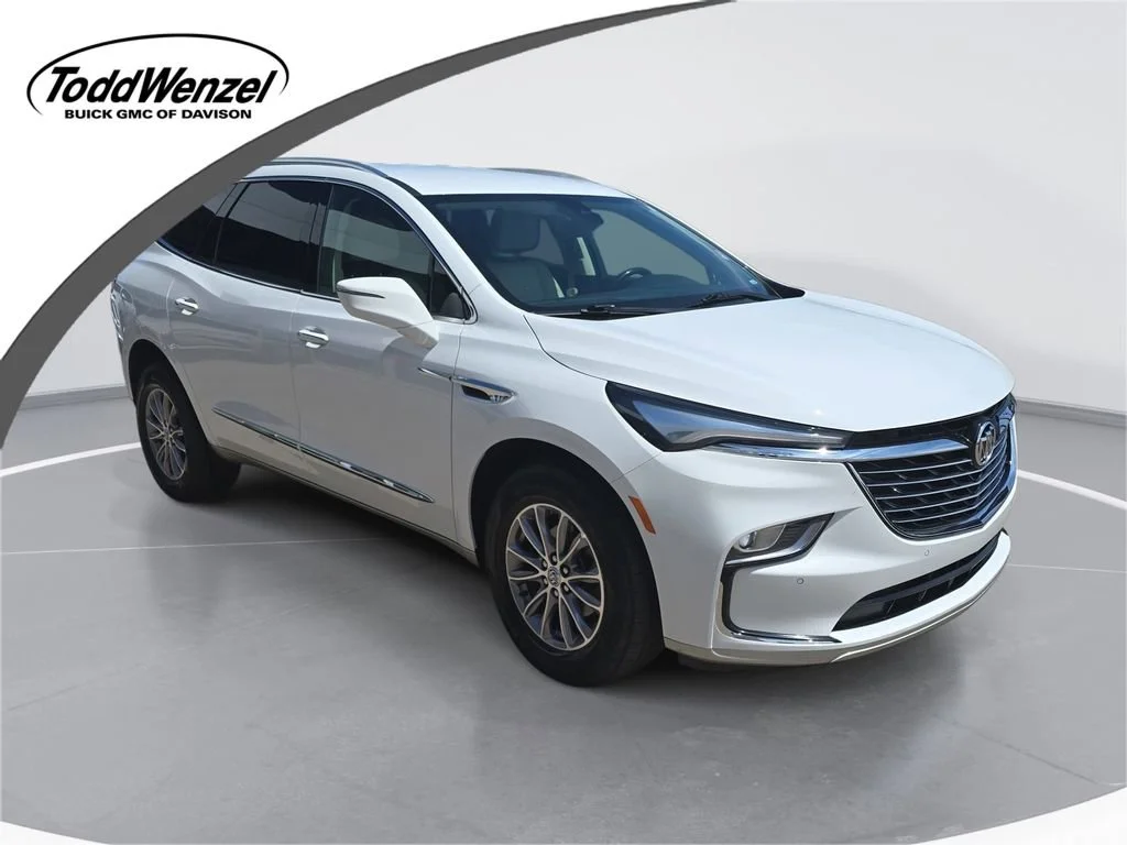 2023 Buick Enclave Essence AWD's photo