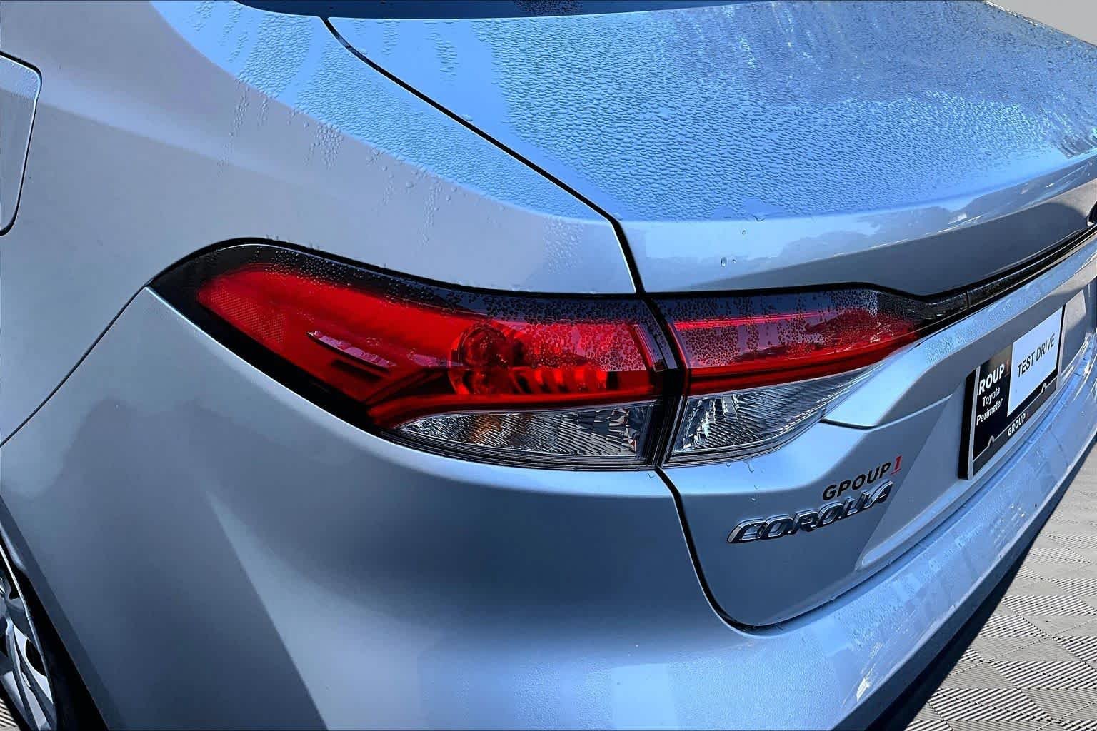 Used 2025 Classic Silver Metallic Toyota Hybrid LE image 29