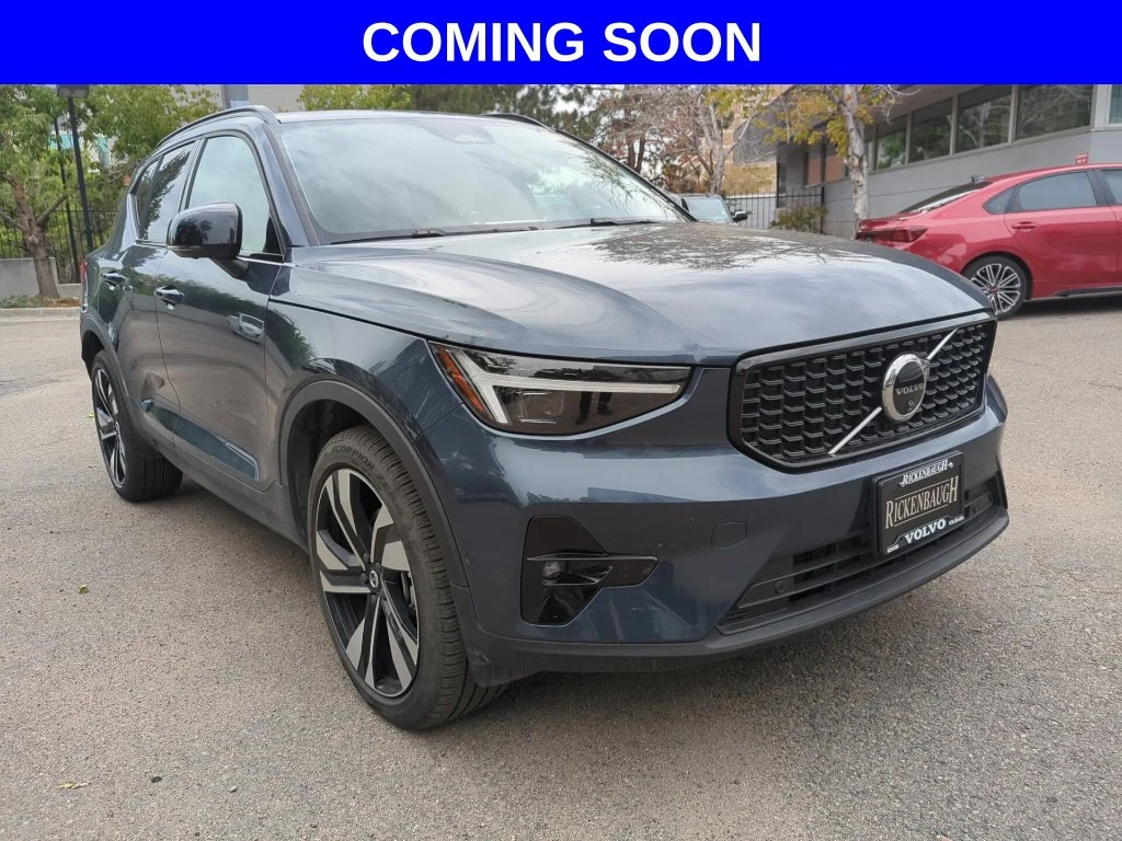 2026 Volvo XC40