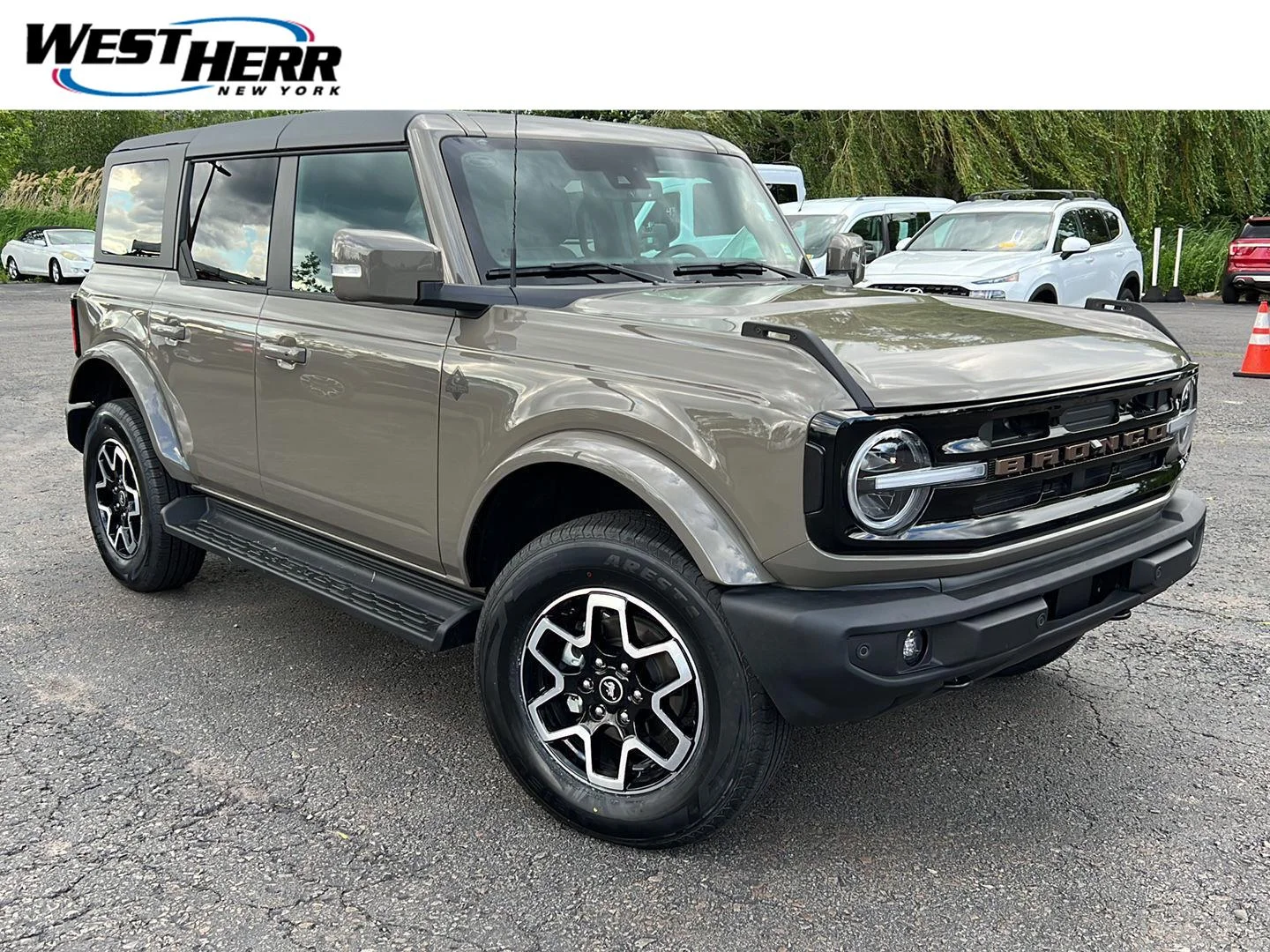 Used 2025 Marsh Gray Ford Outer Banks image 1