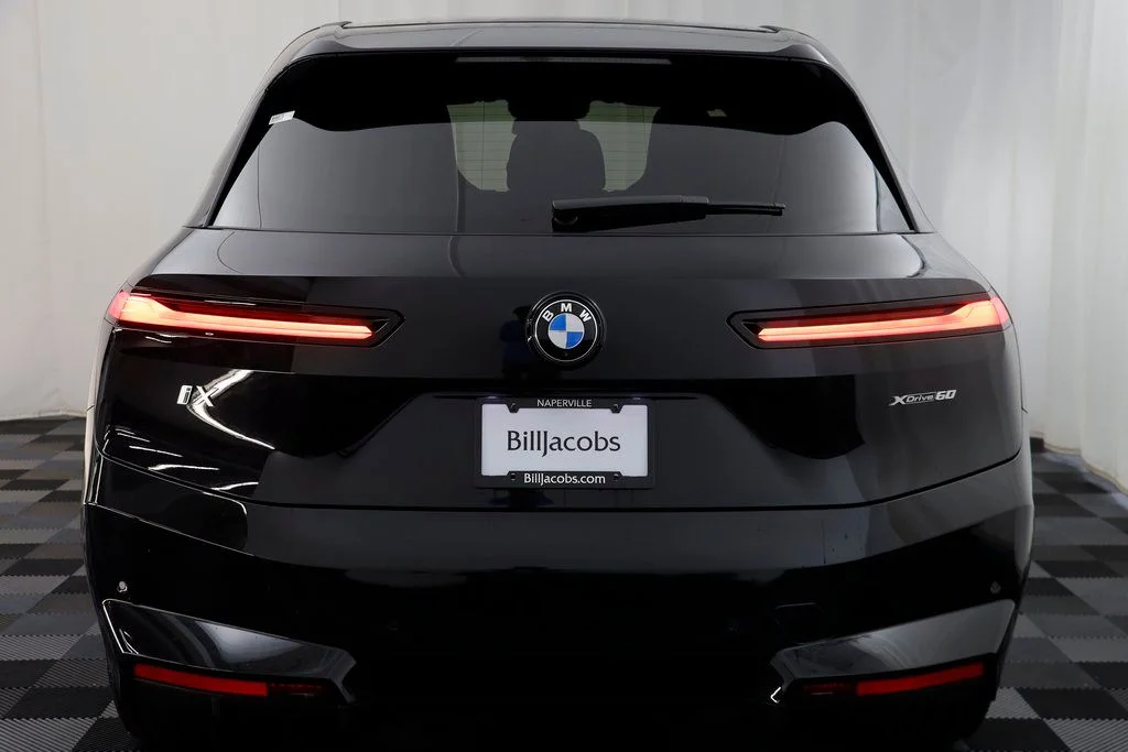 2026 BMW iX 60 - Photo 16