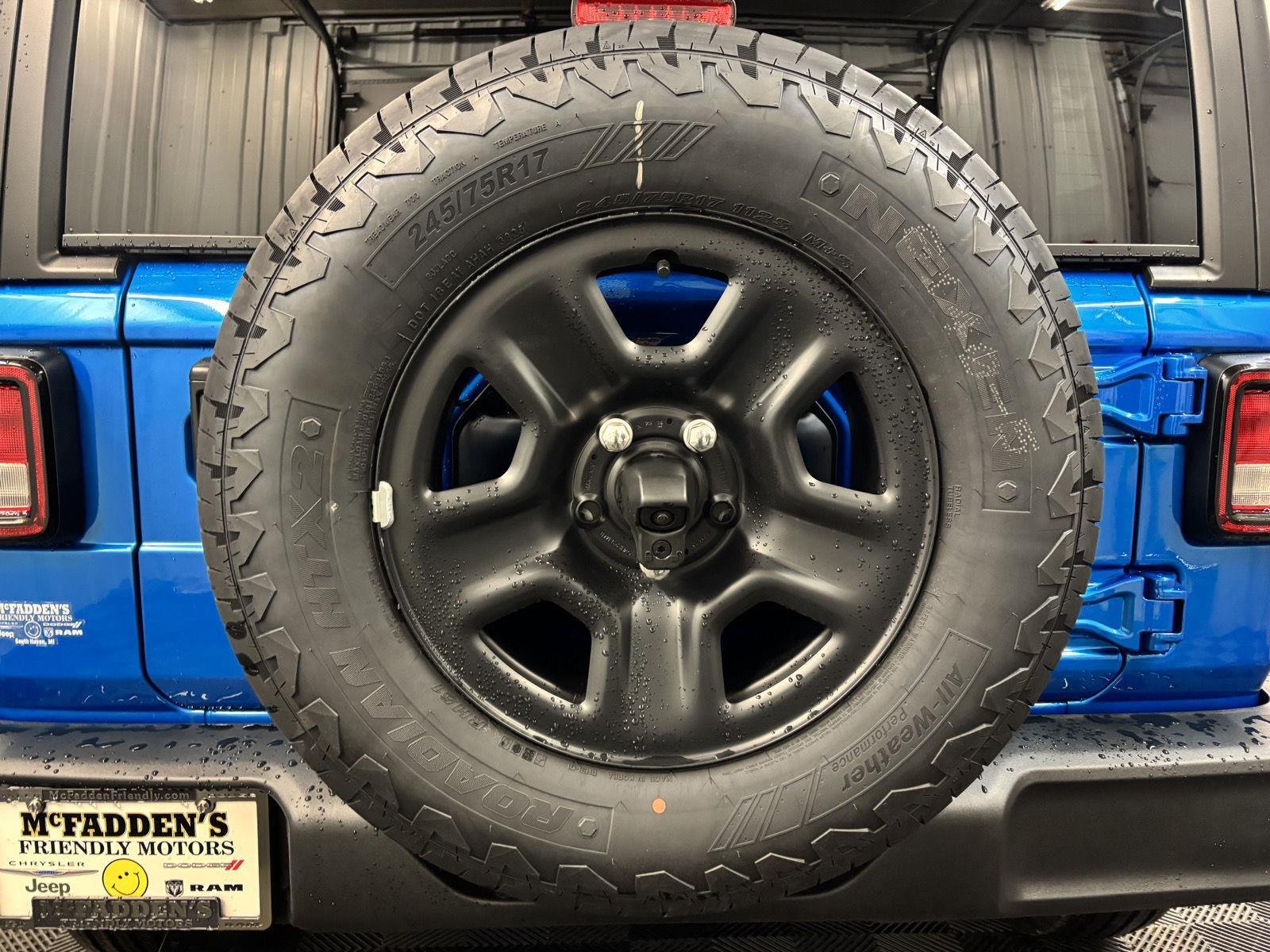 New 2026 Hydro Blue Pearl-Coat Exterior Paint Jeep Sport image 51
