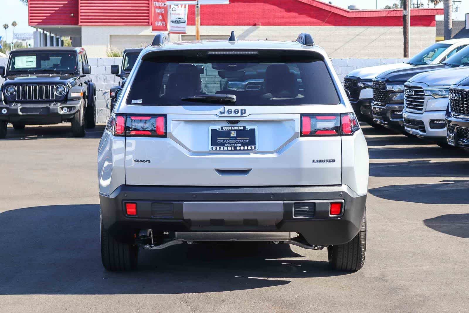 New 2026 Silver Zynith Clear-Coat Exterior Paint Jeep Limited image 5