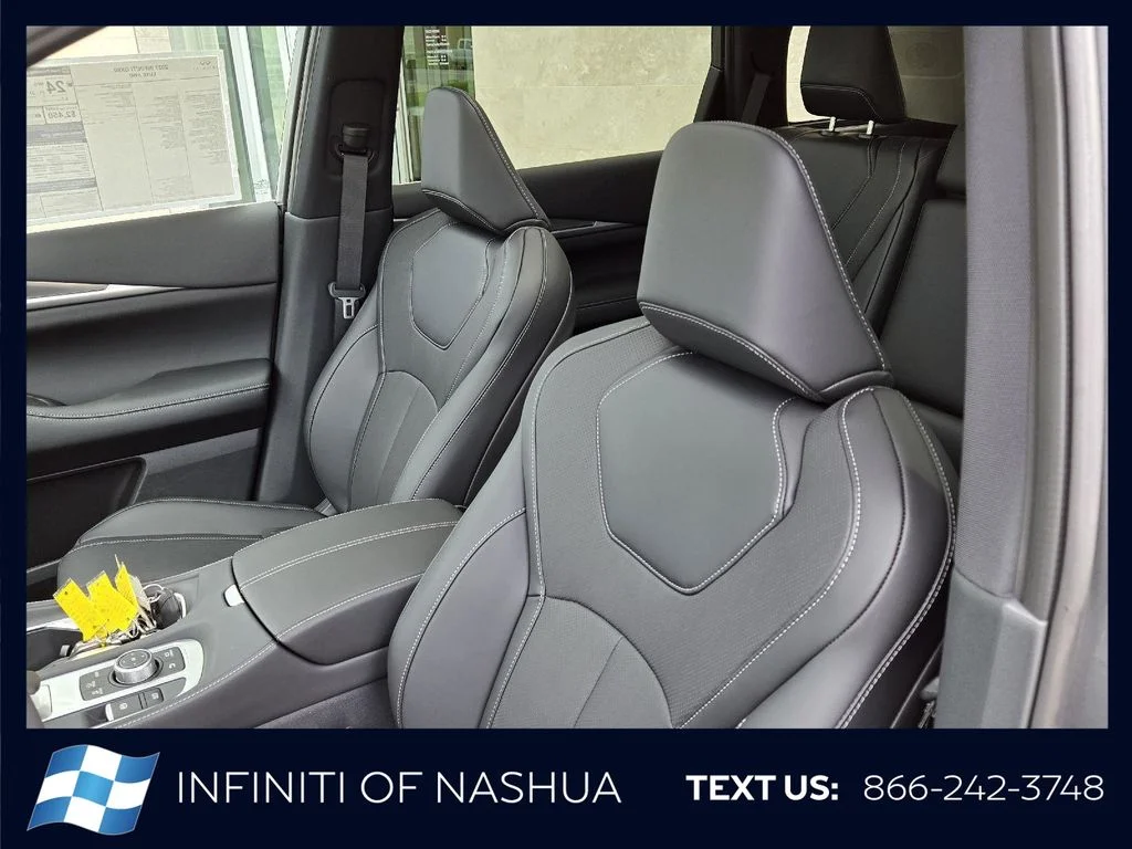 New 2027 GRAPHITE SHADOW INFINITI Luxe AWD image 7