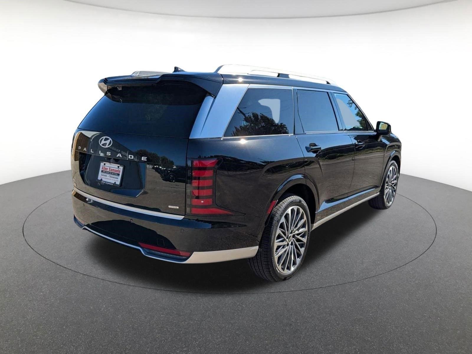 New 2026 Abyss Black Pearl Hyundai Calligraphy image 4
