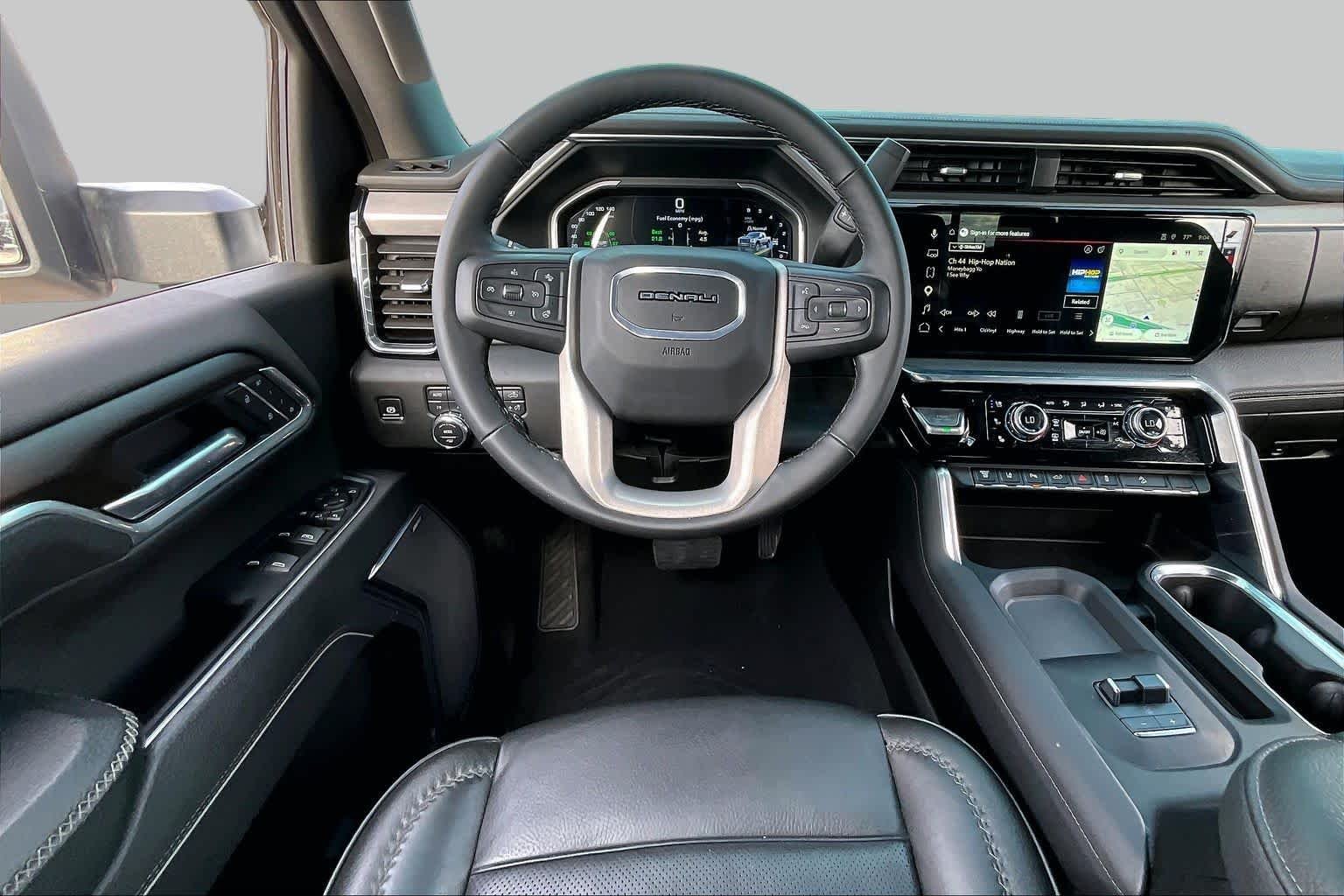 Used 2025 Summit White GMC Denali image 6