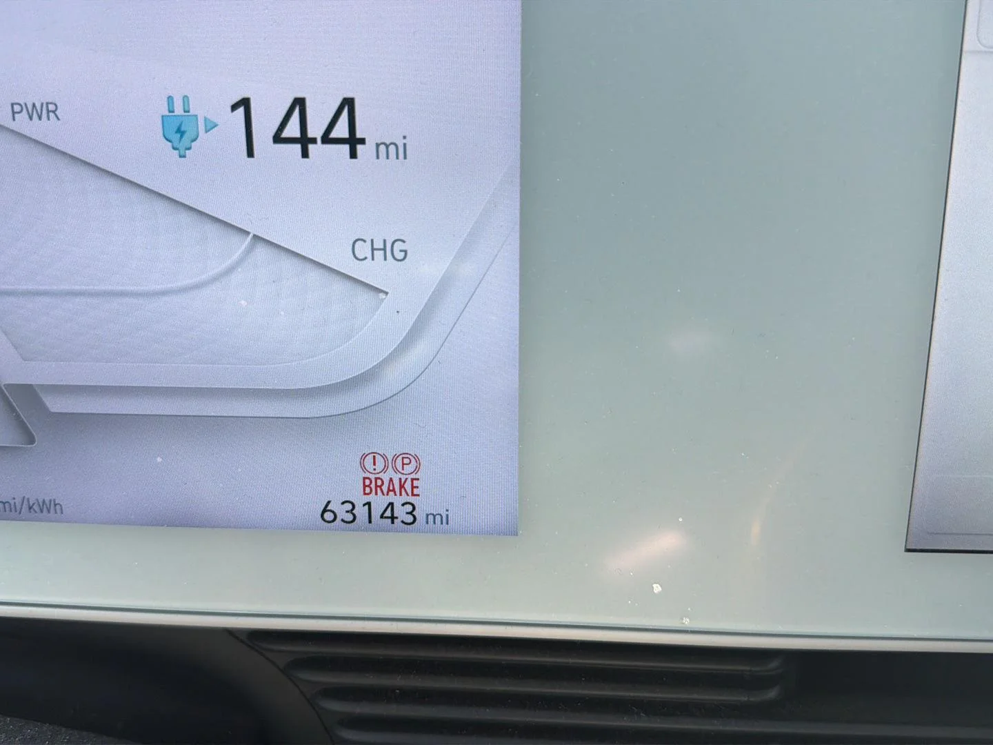 Used 2022 Digital Teal Hyundai Limited image 9