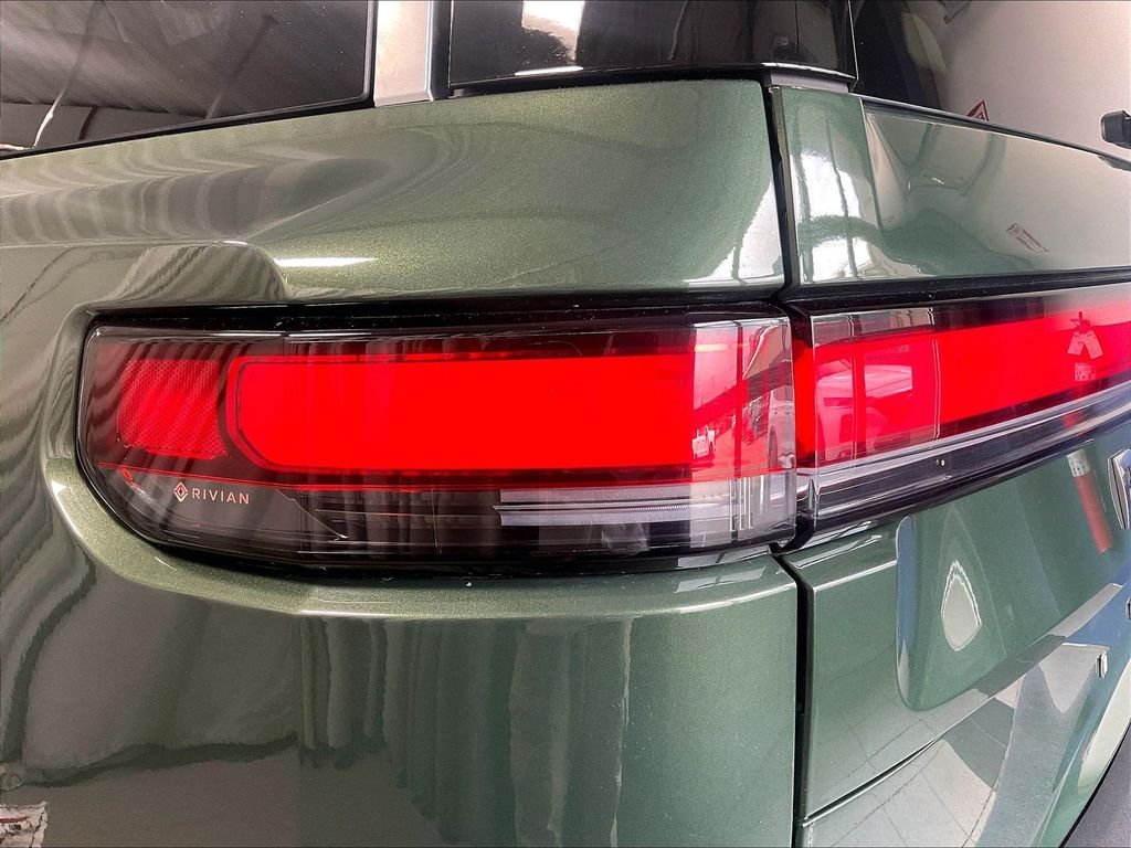 Used 2023 Green Rivian Adventure image 35