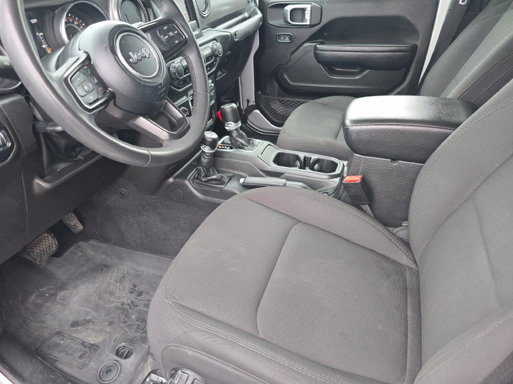 Photo 18