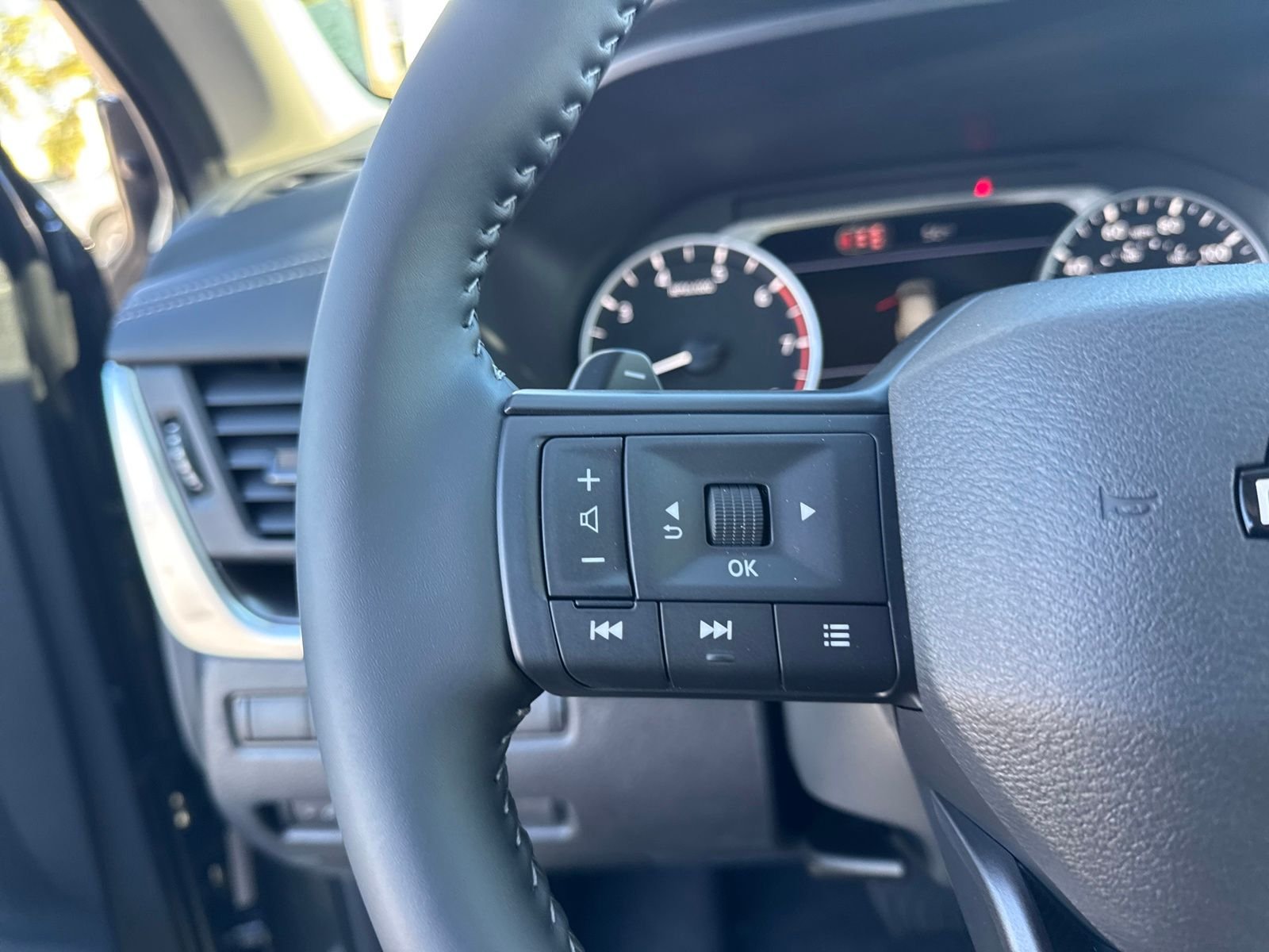 New 2026 Nissan Rogue Dark Armor 4D Sport Utility