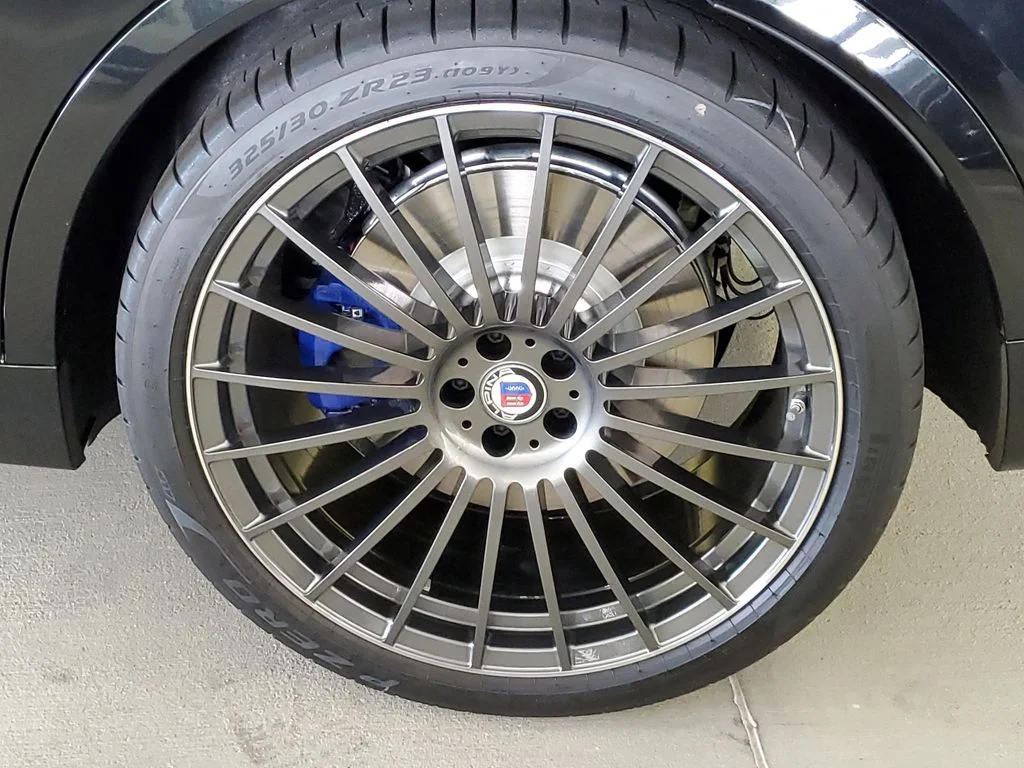 New 2026 Black Sapphire Metallic BMW ALPINA XB7 image 8
