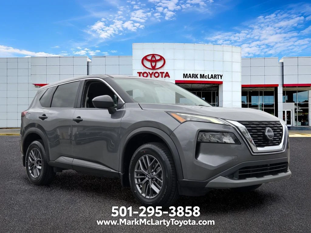 Used 2023 Gray Nissan S image 7