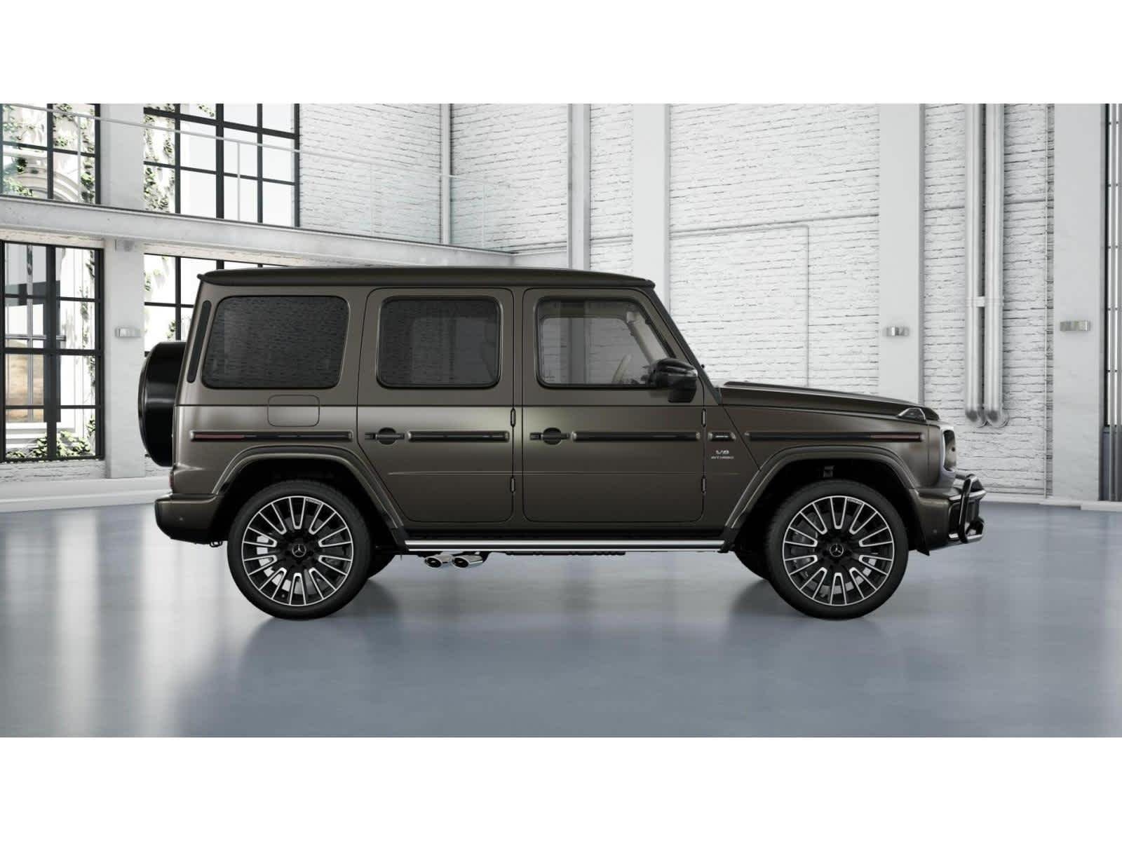 New 2027 MANUFAKTUR Monza Grey Magno Mercedes-Benz AMG® G 63 SUV image 2