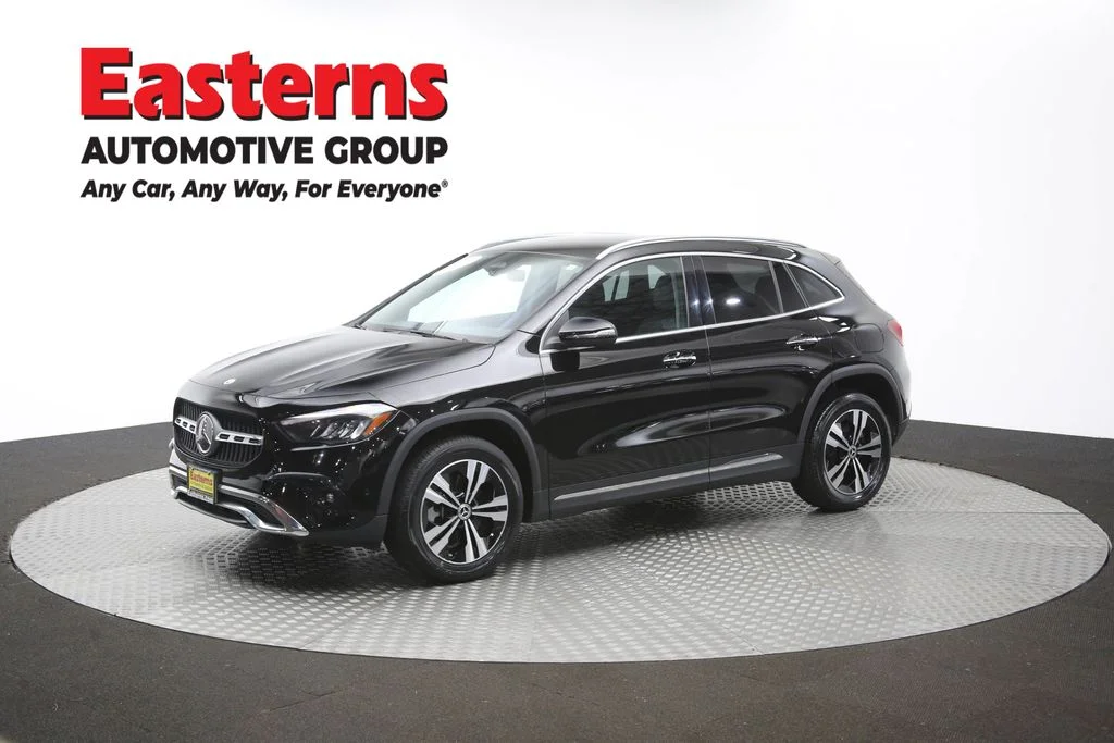 Used 2025 Black Mercedes-Benz GLA 250 image 56