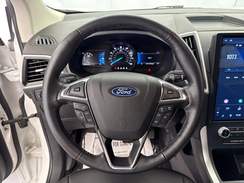 2022 Ford Edge SEL SUV Slide 24