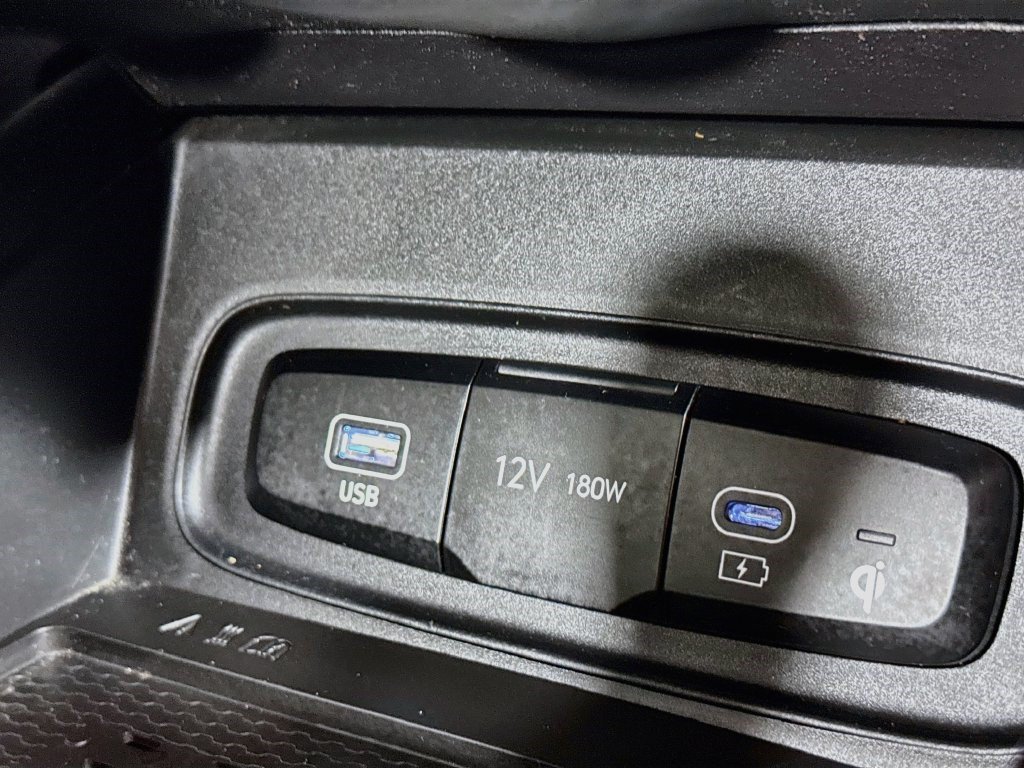 Used 2024 Ultimate Red Hyundai Limited image 37