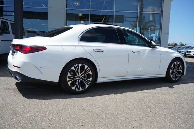 Certified Used 2025  Mercedes-Benz E 350 image 9