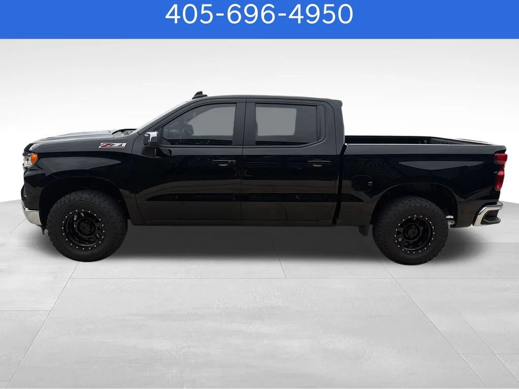 Pre-Owned 2024 Chevrolet Silverado 1500 LT
