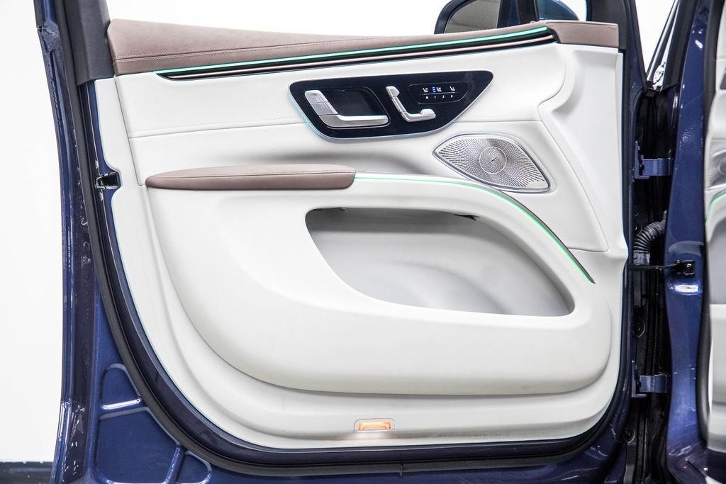 Used 2023 Blue Mercedes-Benz 450 image 41