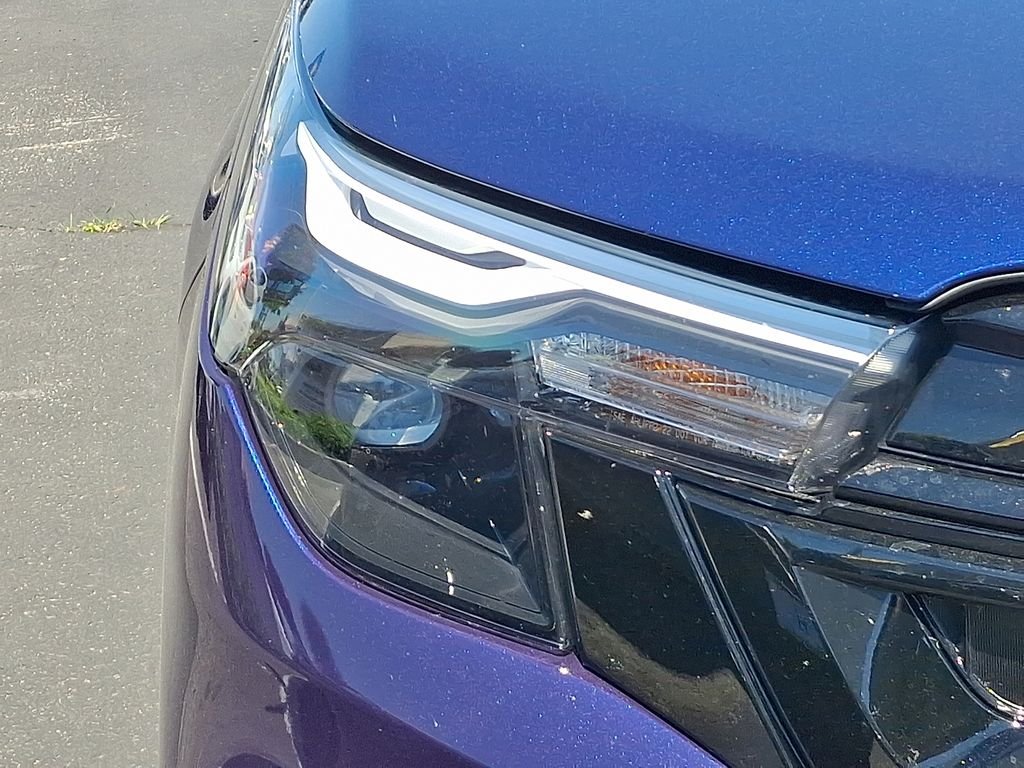 Used 2025 Sapphire Blue Pearl Subaru Sport image 9