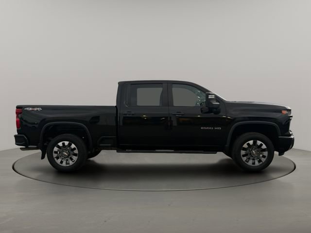 Used 2024 Black Chevrolet Custom image 8