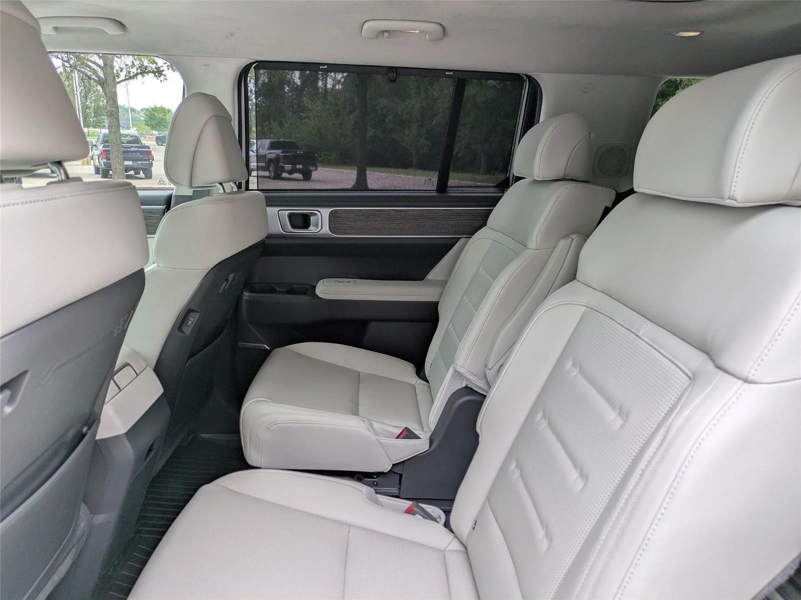 Used 2026 Serenity White Hyundai Calligraphy image 14