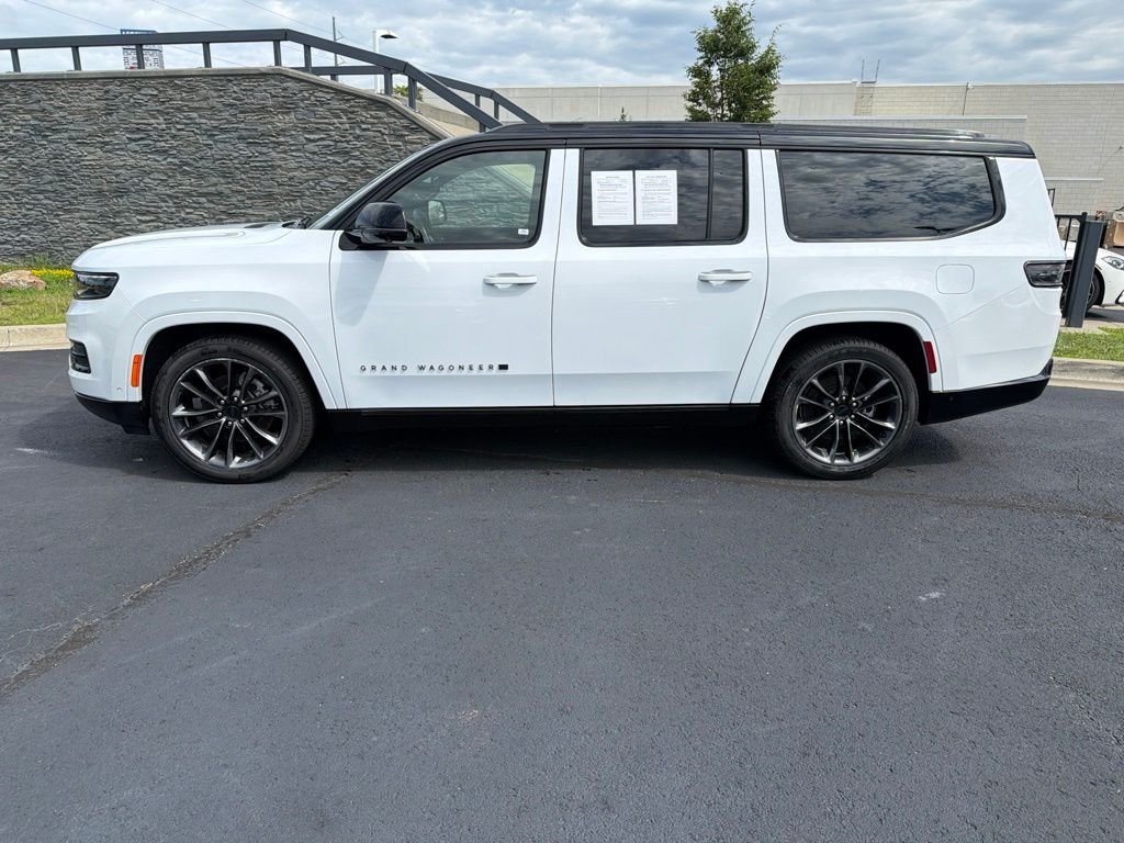 Used 2025 White Jeep Series III image 4