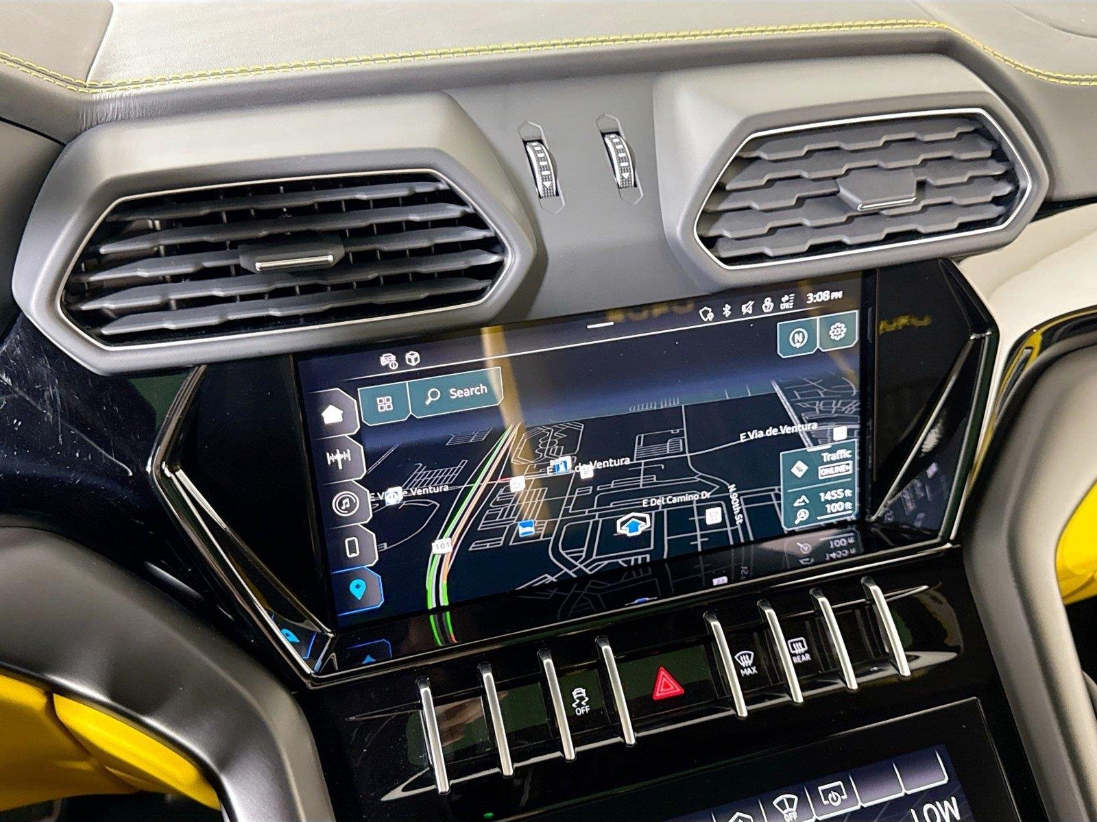 2024 Lamborghini Urus S - Photo 19