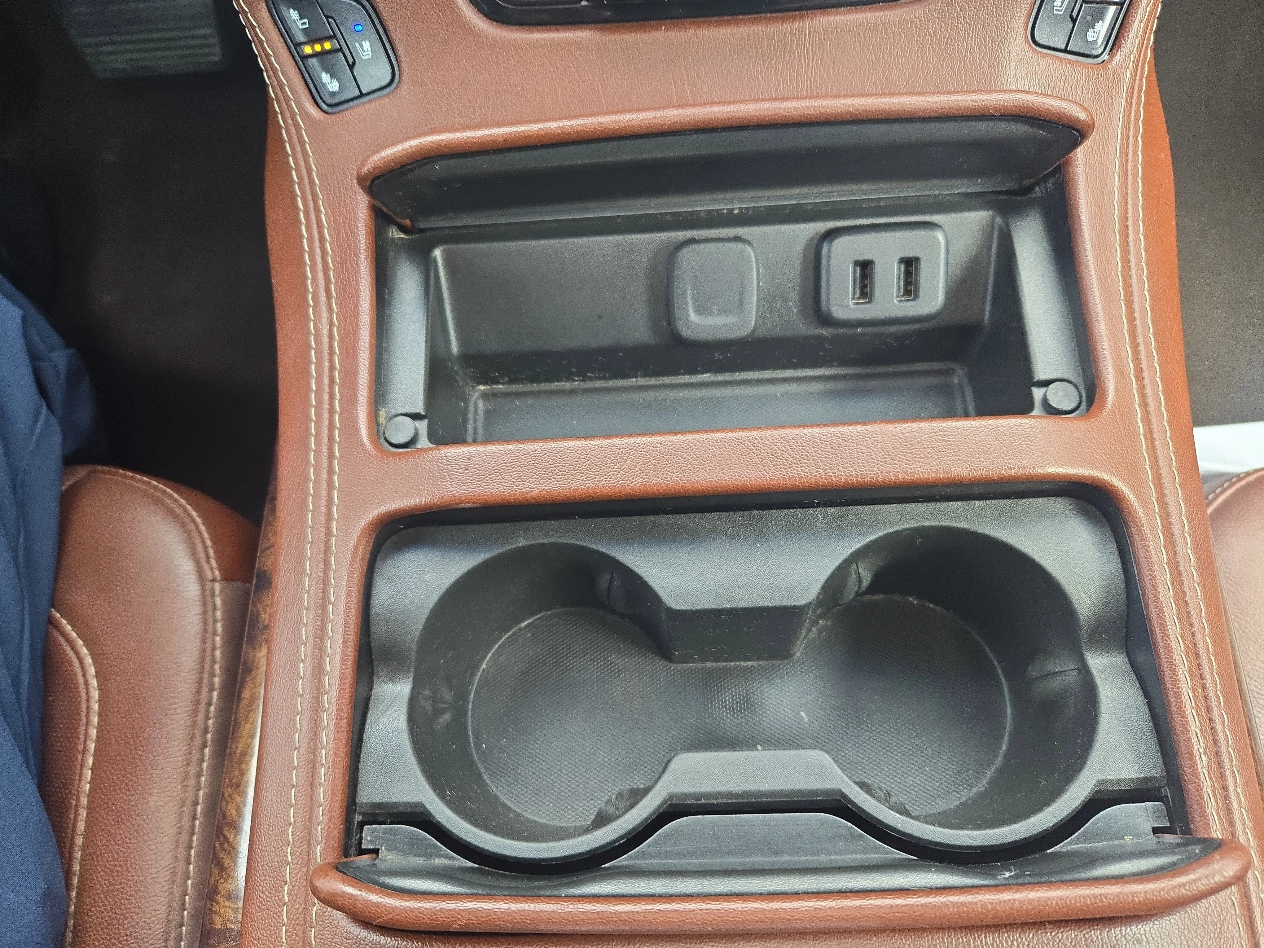 Used 2019 Summit White Chevrolet Premier image 19