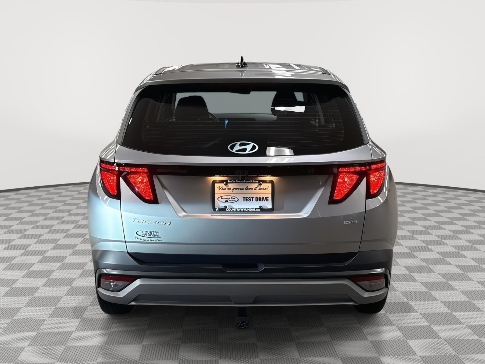 Certified Used 2025 Shimmering Silver Hyundai SE image 6