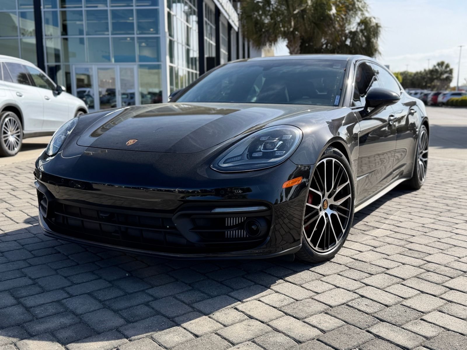 2023 Porsche Panamera Platinum Edition