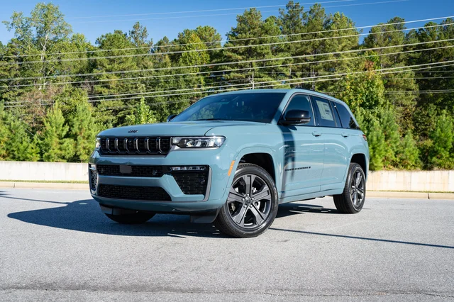 2027 Jeep Grand Cherokee Limited Reserve