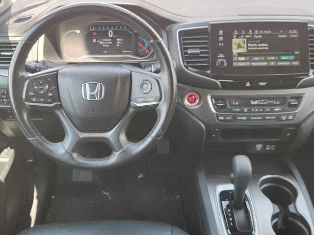 Used 2020 Black Honda 2WD EX-L image 27