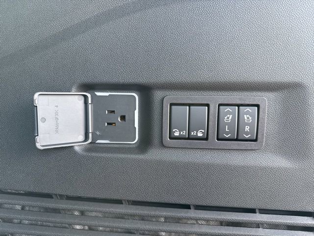 2026 Chevrolet Suburban High Country - Photo 51
