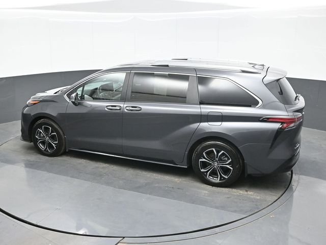 Used 2025 Gray Toyota Platinum image 11